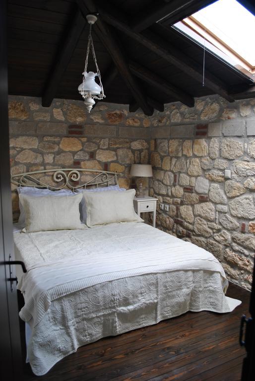Halkidiki Luxurious Stonehouses ซากูเดีย ภายนอก รูปภาพ
