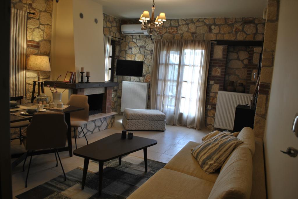 Halkidiki Luxurious Stonehouses ซากูเดีย ภายนอก รูปภาพ